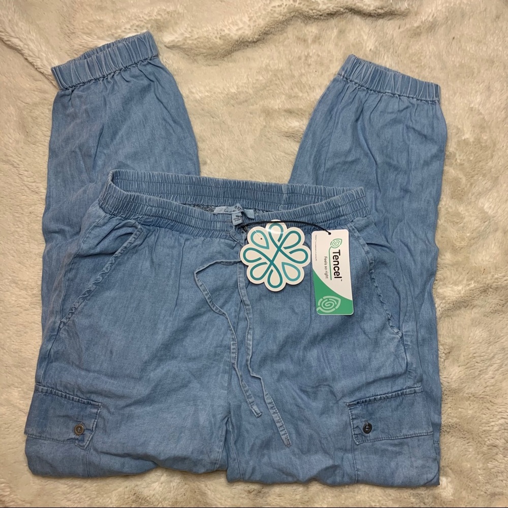 Love Tree, American Pie Pants: Chambray joggers